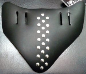gladiator-shoulder-latigo-embellished