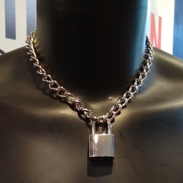 Devil's Keeper Chrome Chain Collars with Square Lock and 2 keys